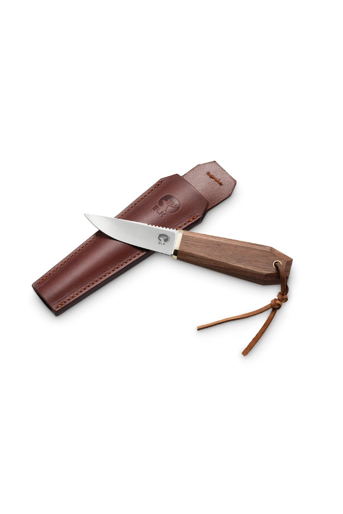 Antonini ELK Messer mit Walnussgriff neben der Lederscheide, freigestellt