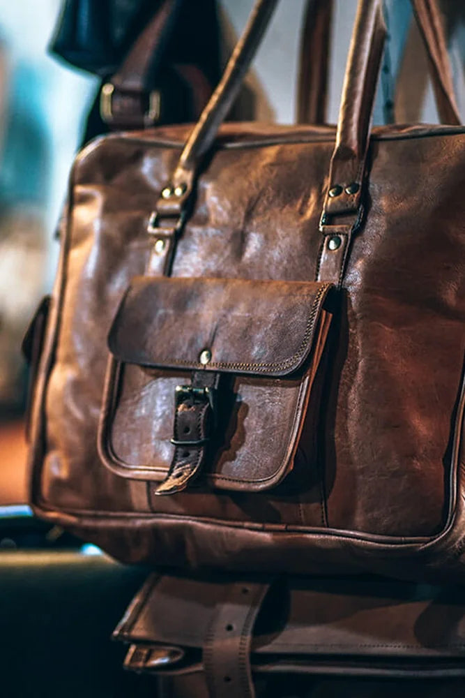 Fat Bear Black Lederpflege fuer Taschen und Lederprodukte zur Pflege und Schutz