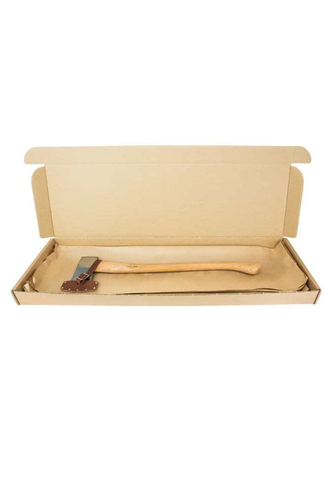 Helko Pfadfinderaxt in Originalverpackung – sichere Lieferung der klassischen Outdoor-Fällaxt