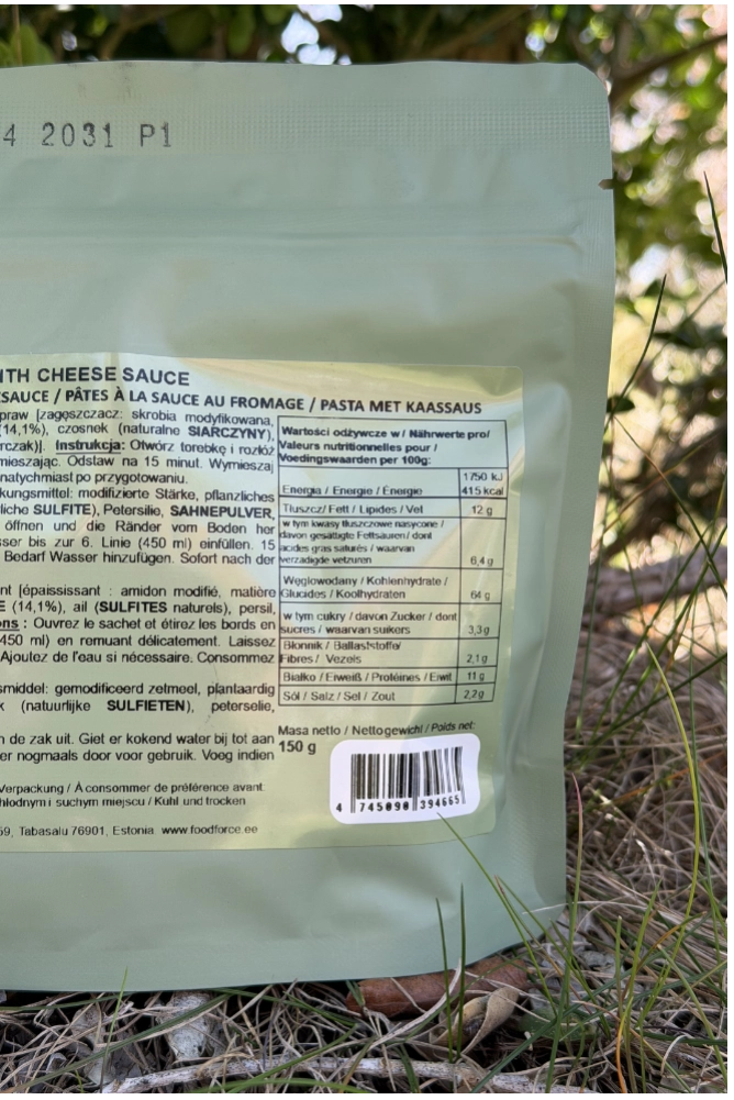 Pasta mit Käsesauce von Food Force als vegetarische Camping-Mahlzeit für Outdoor-Abenteuer und Trekkingtouren