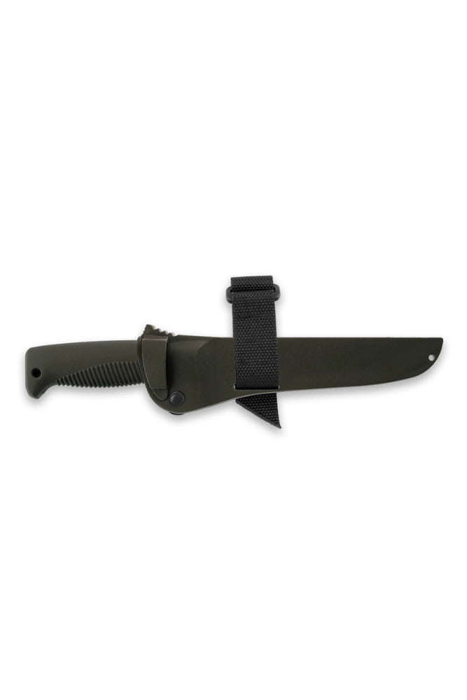 Freigestelltes Produktbild des Peltonen Ranger M95 in Grün. Gefertigt in Finnland mit N690 Stahl für hohe Haltbarkeit und Zuverlässigkeit im Outdoor-Einsatz.