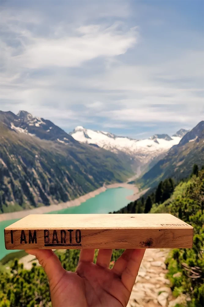 Porsti magnetische Ablage Barto im Vanlife am Bulli und Defender im Outdoor Einsatz