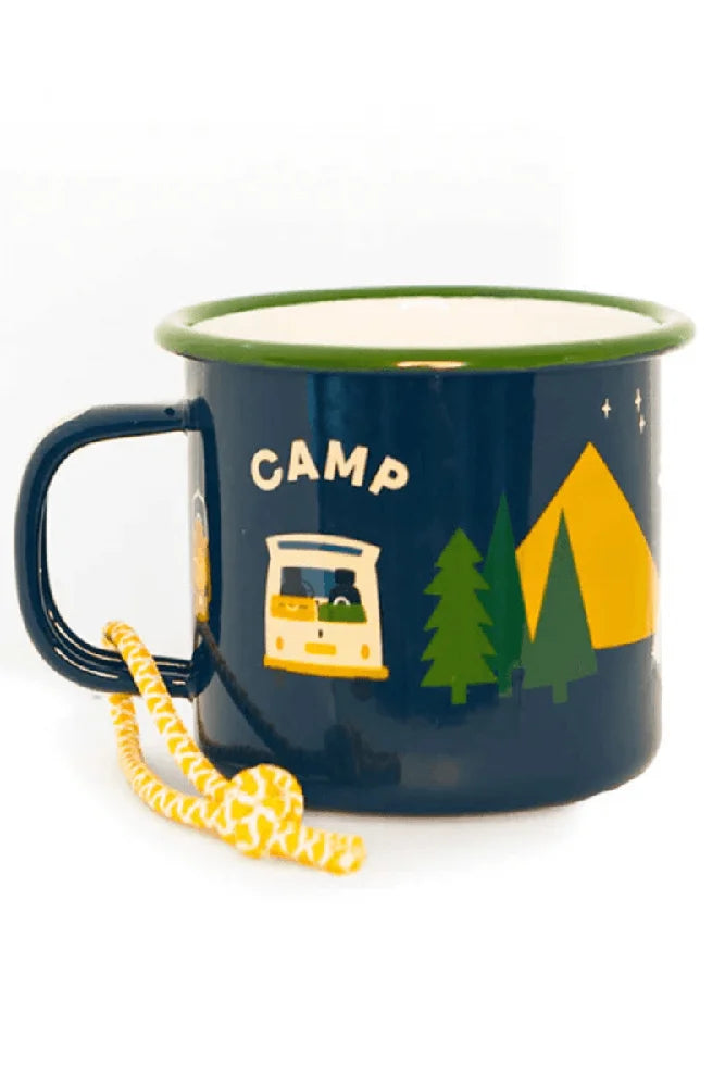 Roadtyping Emaille Tasse Camp Vibes als Freisteller fuer Camping und Vanlife