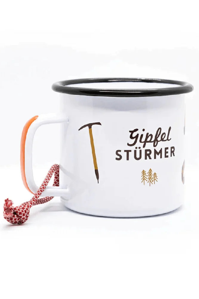 Roadtyping Emaille Tasse Gipfelstuermer im Outdoor Camping Einsatz