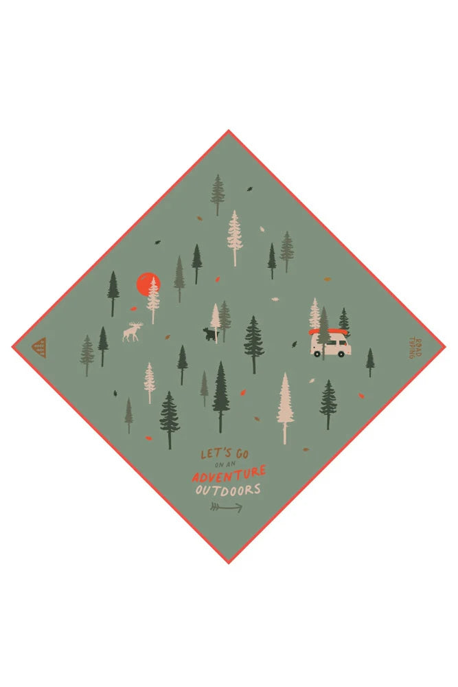 Roadtyping Tuch Wild & Free – Freistelleraufnahme des multifunktionalen Baumwolltuchs, nutzbar als Halstuch, Bandana, Geschirrtuch oder Picknicktuch für Outdoor, Reisen und Vanlife