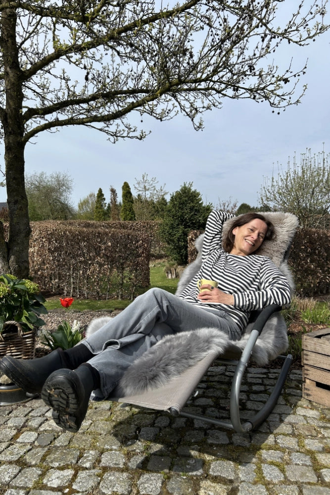 XL Merinoschaffell ca. 190x65 cm in Natur für Outdoor, Camping, Vanlife und gemütliche Sitzplätze