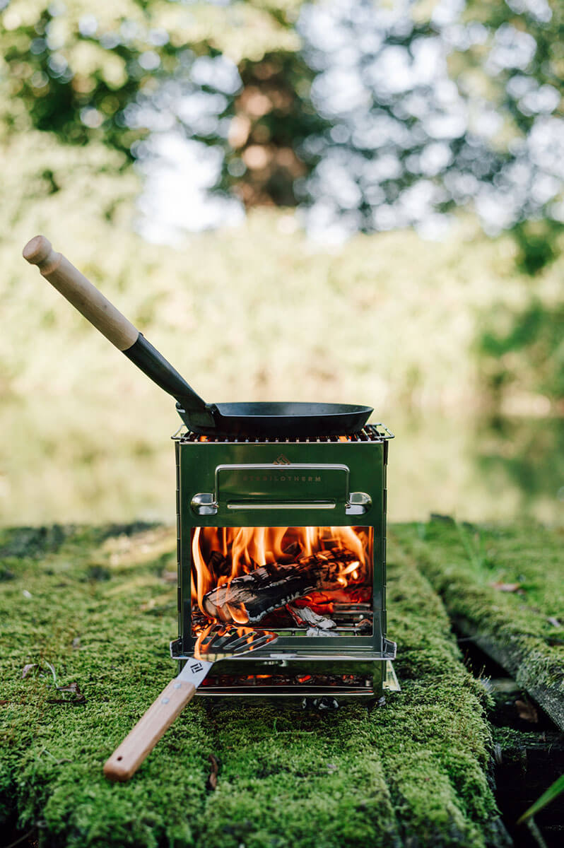 Stabilotherm Wood Stove Tower 2 und Jägerpfanne sowie Spatula Pfannenwender