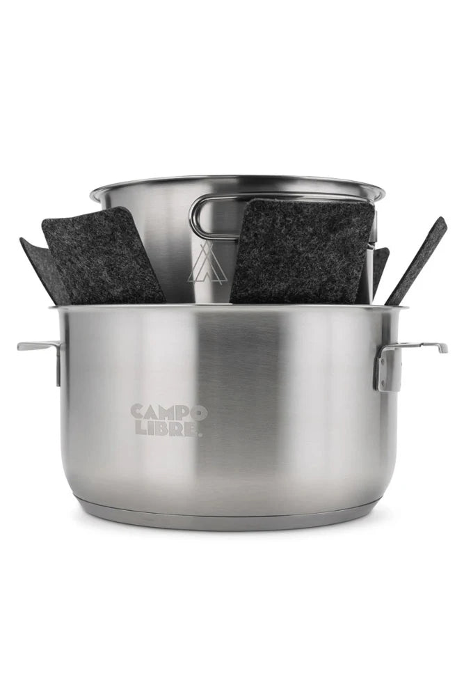 Campo Libre Camping Kochset Enzo 6-teilig – Detail der Anti-Klapper-Filze zwischen den Edelstahltöpfen, verhindern Geräusche beim Transport, ideal für Camping, Vanlife und Outdoor-Küche