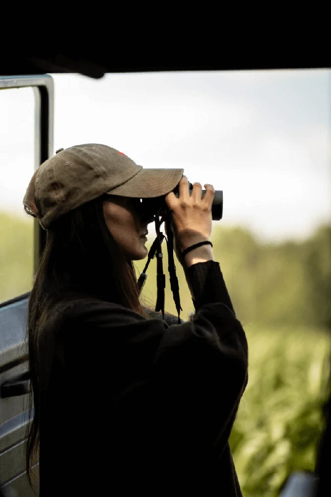 DDoptics 10x42 Fernglas Kolibri robustes Outdoor Fernglas fuer Wandern und Camping