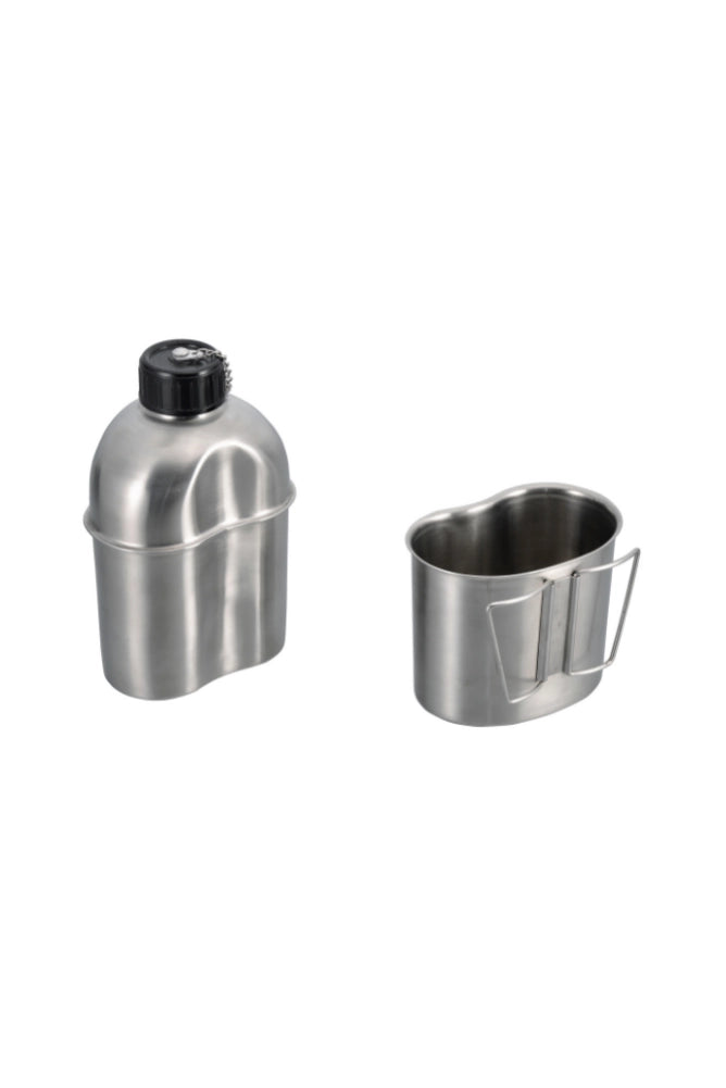 „Edelstahl Feldflasche mit Becher freigestellt – Outdoor Trinkflasche Set für Camping und Trekking“
