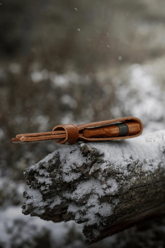 Helle Fjording 50 Aar Limited Edition Messer mit Scheide im Detail