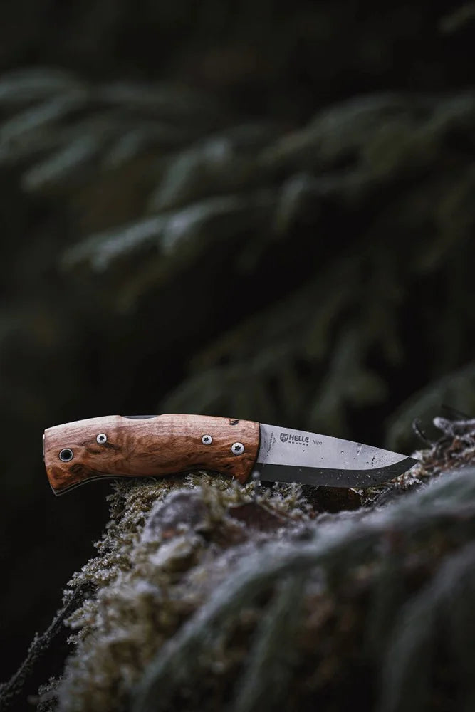 Helle Nipa Klappmesser natuerlicher Holzgriff mit traditionellem Design