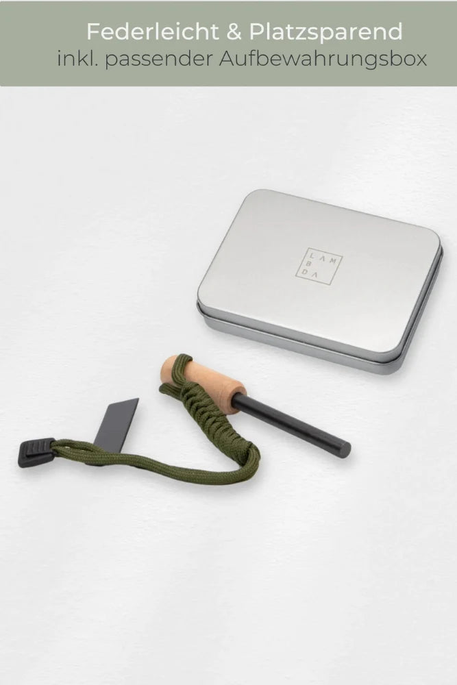 Lambda Coffee Feuerstahl im kompletten Freisteller mit Aufbewahrungsbox – robuster Feuerstarter für Outdoor, Camping und Bushcraft