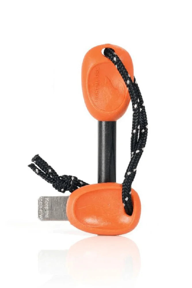 Light My Fire schwedischer 2in1 Army Feuerstahl klassischer Feuerstarter aus Schweden fuer Naturfreunde