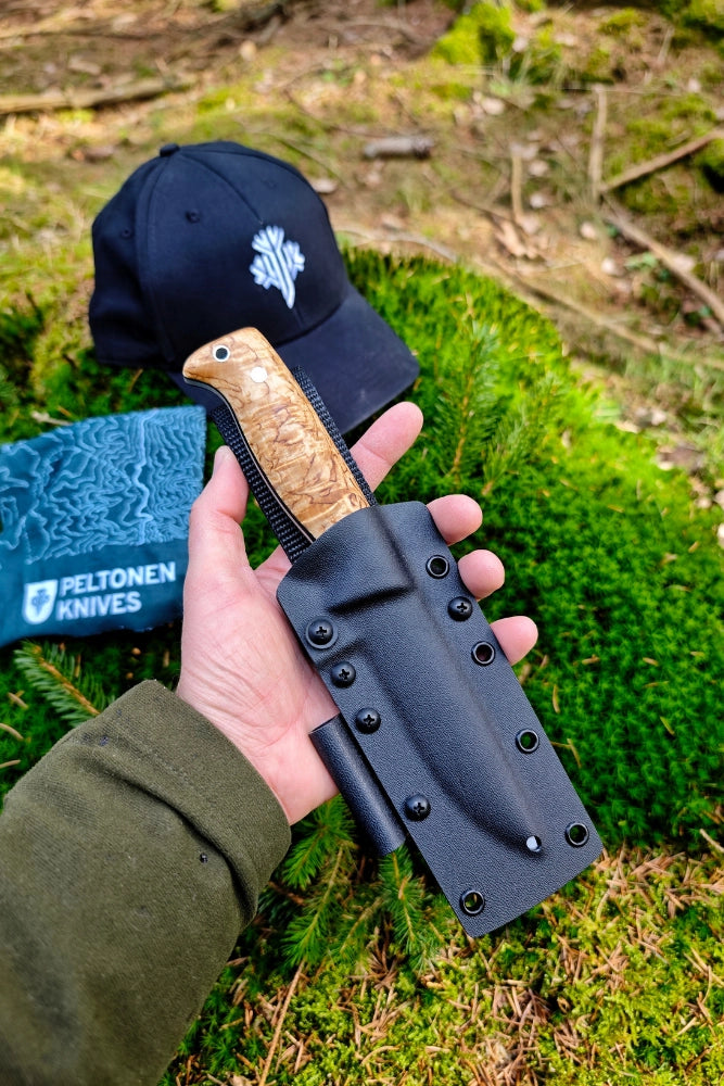 Peltonen M07 Full Tang mit Maserbirkegriff in Kydexscheide