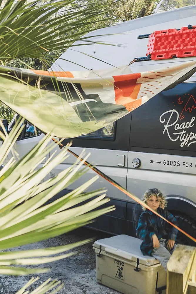 Roadtyping wetterfeste Campingdecke als Sonnenschutz im Outdoor Einsatz beim Camping und Picknick