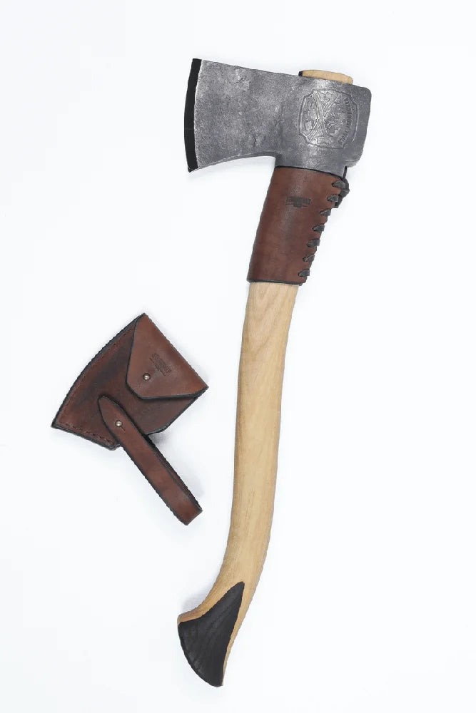 Strongway Tools Bushcraft Axt mit Knauf handgeschmiedete Outdoor Axt fuer Waldarbeiten