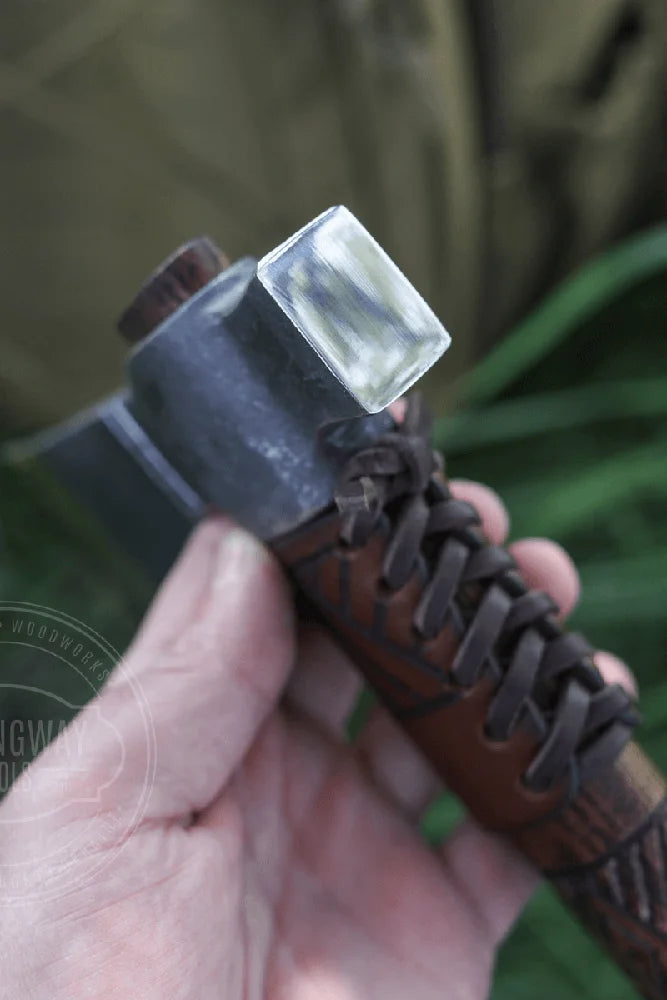 Strongway Tools Tomahawk Axt langlebiges Werkzeug fuer Naturfreunde und Bushcraft Fans