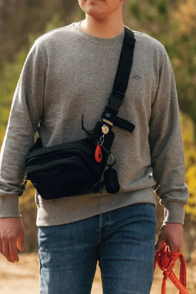 Tambe Gassitasche Tambe Bag beim Spaziergang im Alltag und Outdoor Einsatz