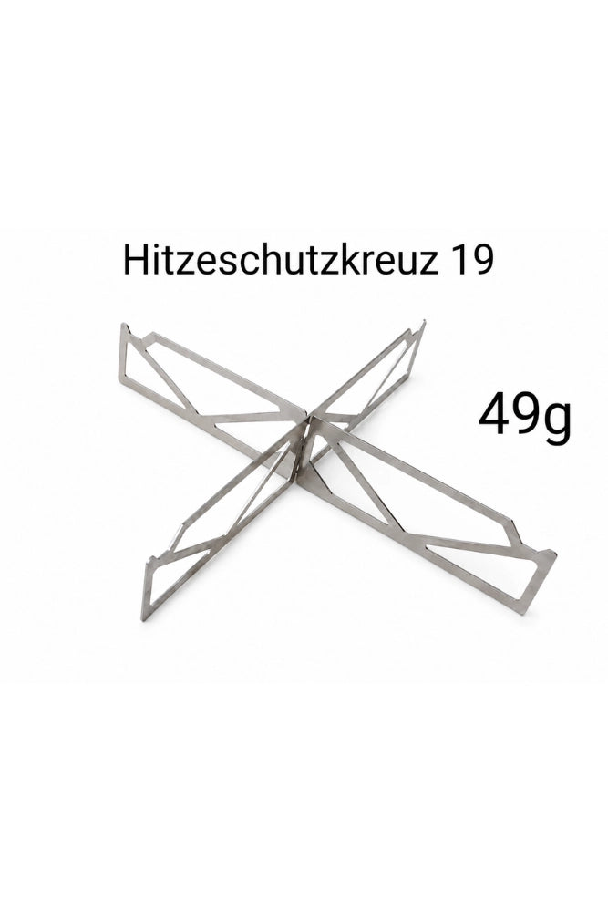 Maßangaben des Bergzeux X-Fire 19 Hitzeschutzkreuzes mit 49 g, freigestellt
